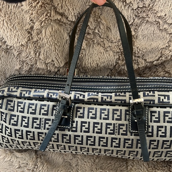 FENDI ZUCCHINO Navy baguette Handbag - Picture 10 of 16